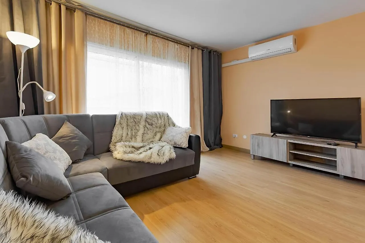 Yellow 3 Bedroom Large Apartment For 10 Guests Costa Adeje