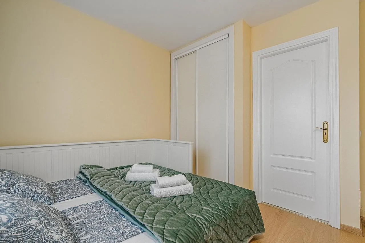 Yellow 3 Bedroom Large Apartment For 10 Guests Costa Adeje  Spain