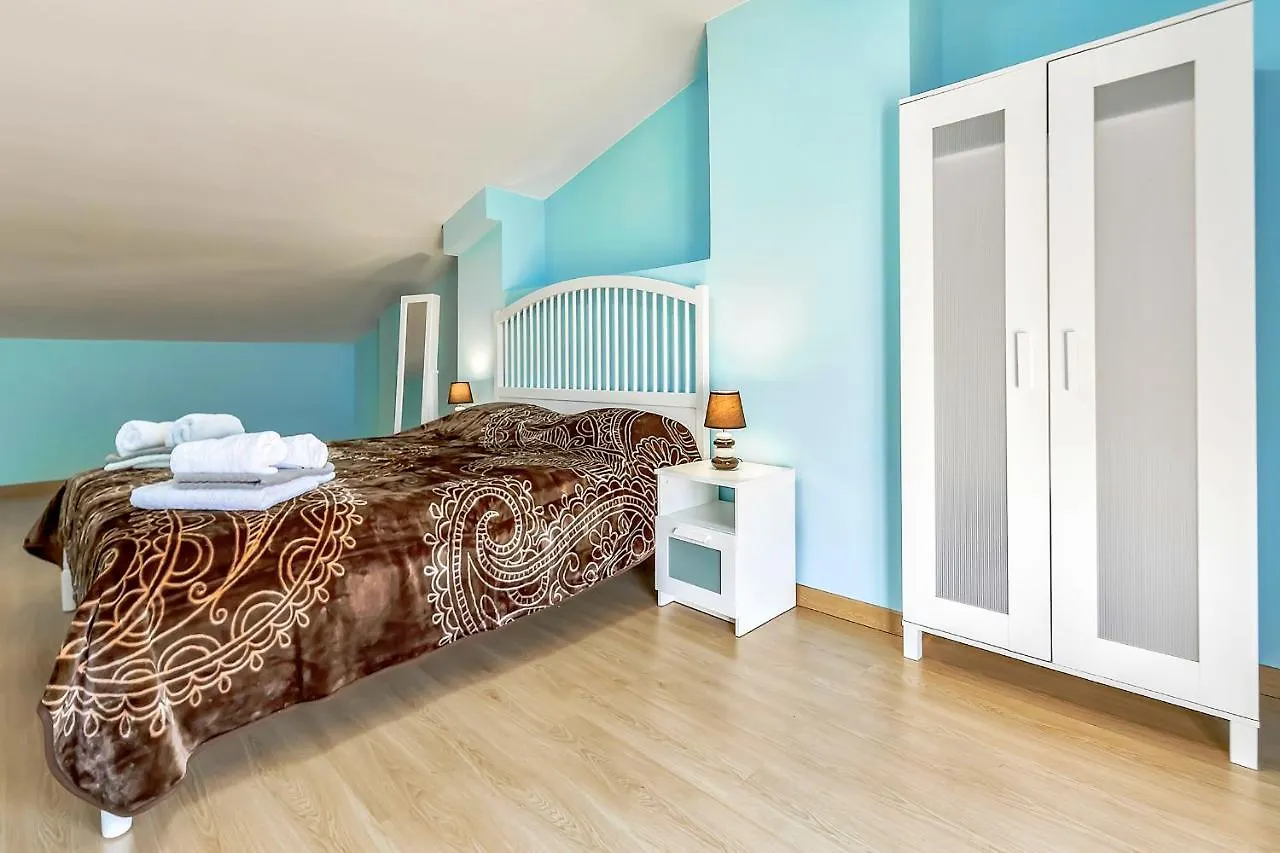 Yellow 3 Bedroom Large Apartment For 10 Guests Costa Adeje  Costa Adeje (Tenerife)